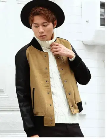 roshell 바시티 자켓 L 사이즈 베이지 x 블랙