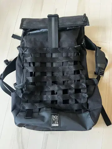 거의 새상품 CHROME 바라지 34L 블랙 백팩