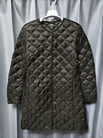 새상품급 유니클로 울트라 라이트 다운 노카라 퀼팅 다운 코트