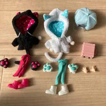 큐포쉬 익스트라 안니마루 후드티 세트, 트래블 세트 일부