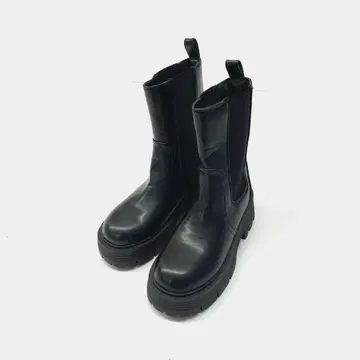 moment+ 통굽 부츠 통굽 사이드 고어 부츠 F2959