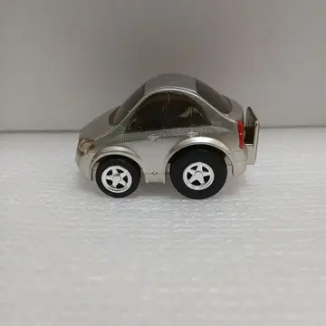 초로Q 닛산 프리메라 (2001년 상자 포함)