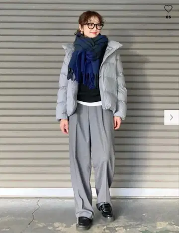 UNIQLO 턱 와이드 팬츠 블랙, 그레이