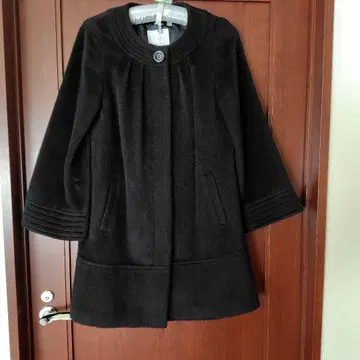 디노스 구매 블랙 알파카 코트 클리닝 완료 새상품급