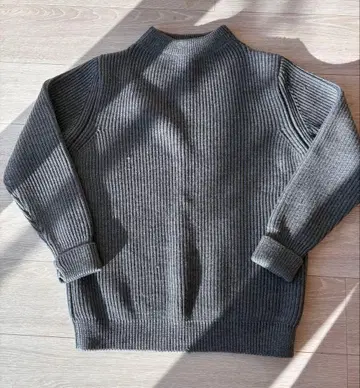 ANDERSEN-ANDERSEN 그레이 리브 스웨터 M