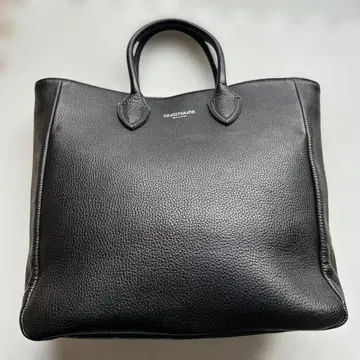 블랙 가죽 토트백