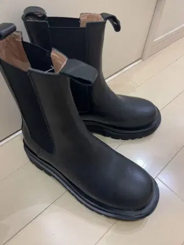 사이드 고어 부츠 블랙 합성 피혁