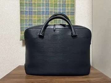 PELLE MORBIDA 캐피타노 1실