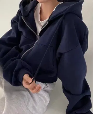 Vipoa short zip hoodies