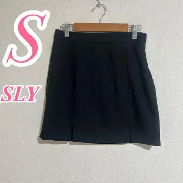 SLY 블랙 슬릿 타이트 스커트 S 사이즈 캐주얼 코디 미니 기장