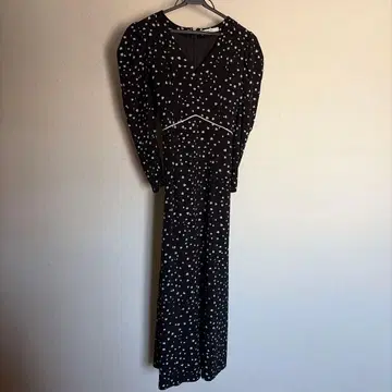 SNIDEL 랜덤 하트 프린트 원피스 BLK 1