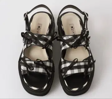 다이애나 프티 리본 스포츠 샌들 깅엄 체크