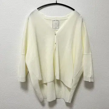 BEARDSLEY 사라사라 가디건 화이트