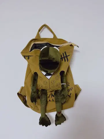 [ 거의 미사용 ] 인형 포함 백팩 덕질 대응 여성용 백팩