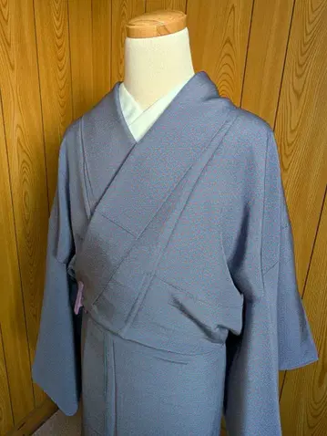 차분한 그레이빛 도는 보라색 코몬 기모노