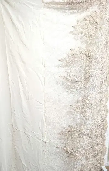 아이보리 레이스 자수 스톨