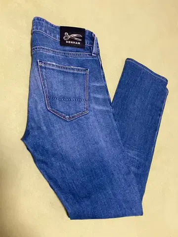 DENHAM 블루 데님 스트레치 핏 스트레이트 팬츠