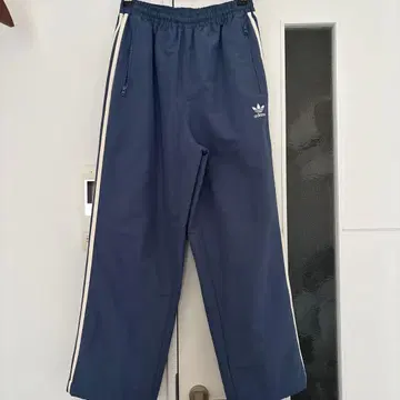 adidas 네이비 스트라이프 와이드 팬츠