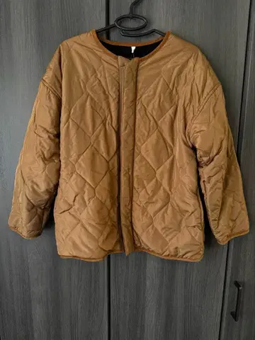 미사용 새상품 여성용 브라운 퀼팅 자켓