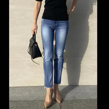 슬림 레그 JENNE 워시 스트레치 데님 컷오프 M