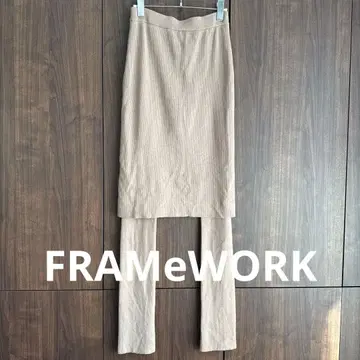 FRAMeWORK // 레깅스 부착 니트 스커트