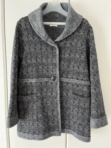 어반 리서치 도어즈 코트