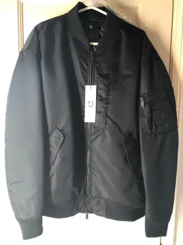 유니클로 +J 하이브리드 다운 오버 사이즈 MA-1 블루종 블랙 XL