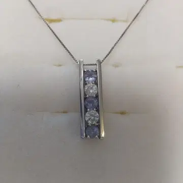 쥬얼리 츠츠미 k14 WG 탄자나이트 펜던트 목걸이