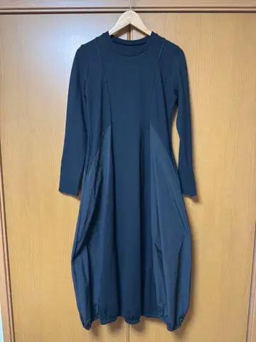 VERSEAU 벌룬 실루엣 롱 원피스 블랙