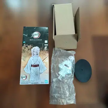 귀멸의 칼날 피규어 귀노장 이노형 루이 B컬러