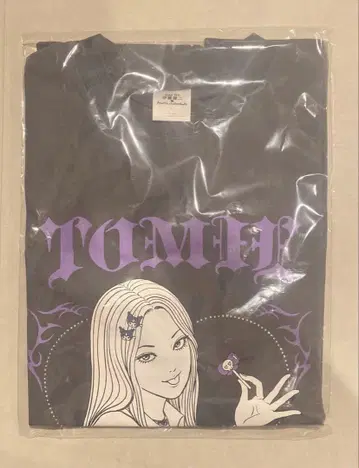 미개봉 새상품 이토 준지 산리오 쿠로미 T셔츠 L사이즈 갸루 토미에