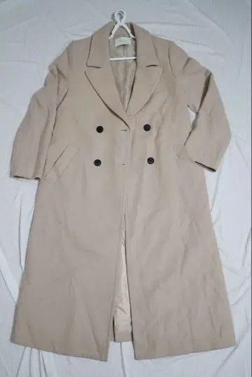 PUBLIC TOKYO 체스터 코트