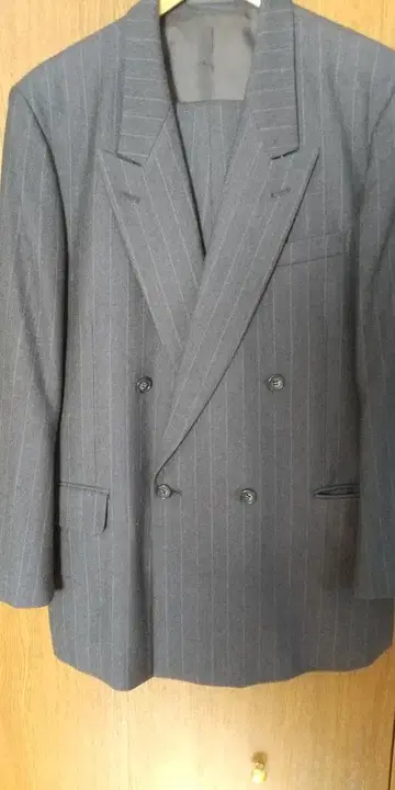 더블 브레스트 그레이 스트라이프 비즈니스 정장