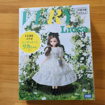 VERY x Licca 코디네이트 리카짱