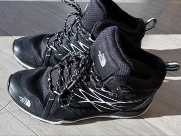 The North Face 트레킹 슈즈 블랙