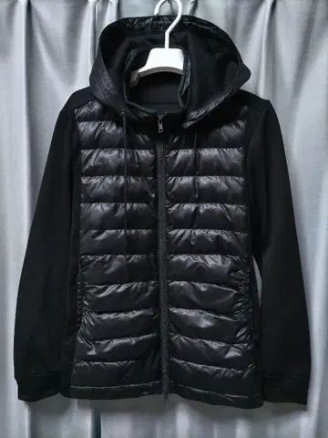 새상품급 5351 충전솜 하이브리드 후드티 2way 블랙