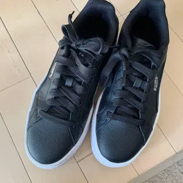 우먼스 카르멘 2 가죽 스니커즈