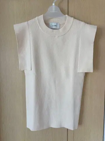 CLANE 스퀘어 슬리브 니트 탑