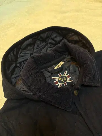 클리닝 완료 라벤햄 네이비 퀼팅 자켓 36