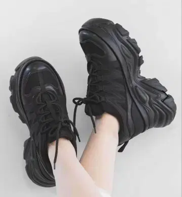 PAGE BOY 플랫폼 청키 스니커즈 통굽 M 사이즈 블랙