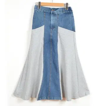 새상품 M~L 그레이 사이드 절개 데님 롱 스커트 플레어 여성용