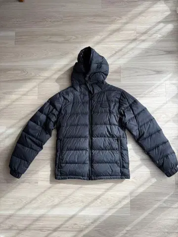 DUVETICA 블랙 다운 자켓