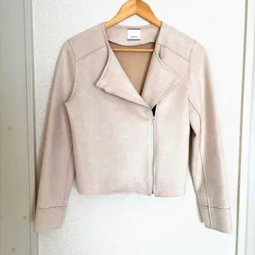 핑크 베이지 스웨이드풍 라이더 자켓 새상품급