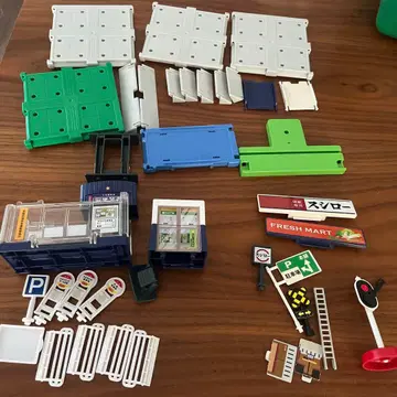 토미카 타운 스시로 파출소 은행 등