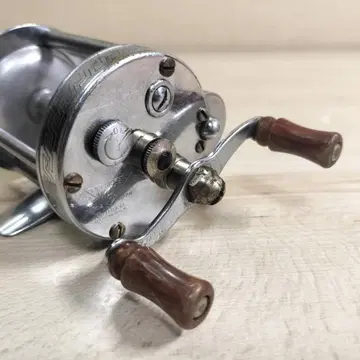 PFLUEGER akron 아크론 플루거 다이렉트 릴 브라운