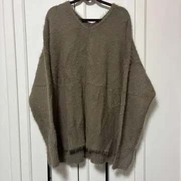 AMERICAN HORIC 복슬복슬 모카 브라운 V넥 샤기 니트