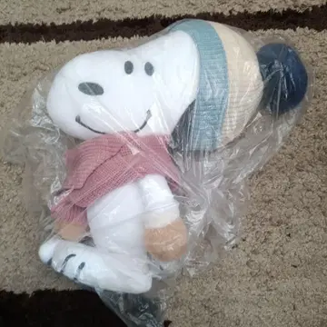 택 포함 미사용 새상품 USJ 한정판 스누피 쿠션 2023년 겨울