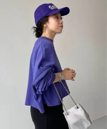 wee9s 슈퍼 루즈 라이트 스웨티