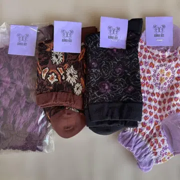ANNA SUI 여성 양말 4족 세트