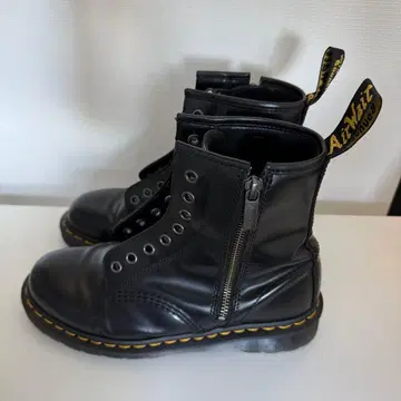 닥터마틴 부츠